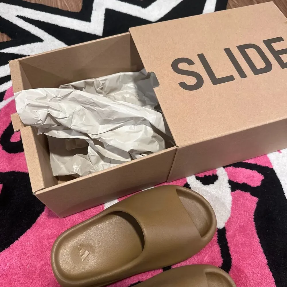 adidas Yeezy Slide 